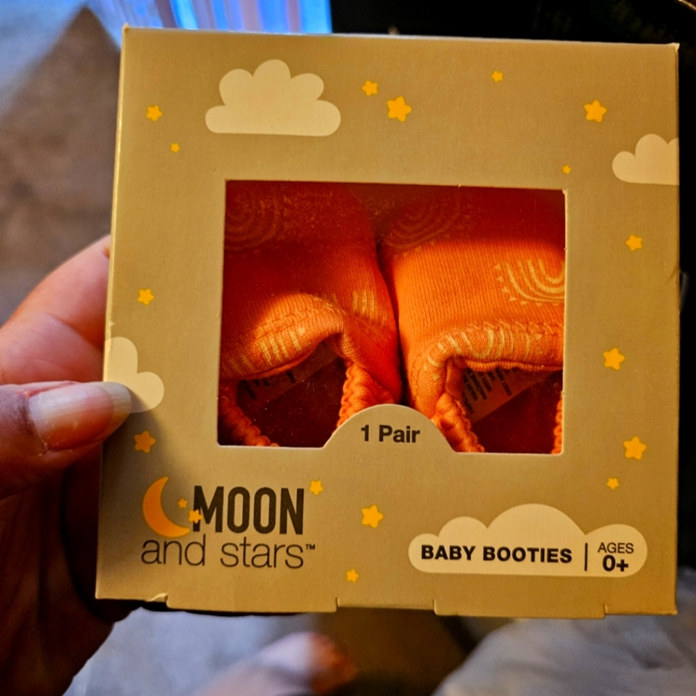 Moon and stars  baby booties